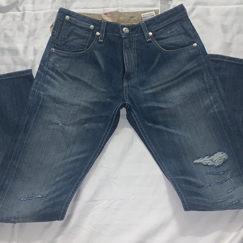 🔥BRAND NEW LEVI’S JEANS - Picture 2 of 3